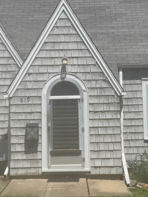 819 W South Street