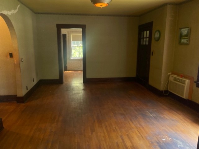 819 W South Street