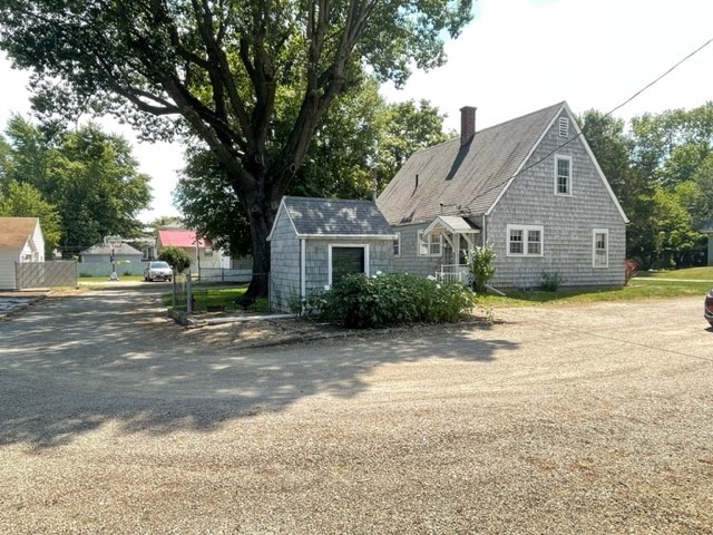 819 W South Street