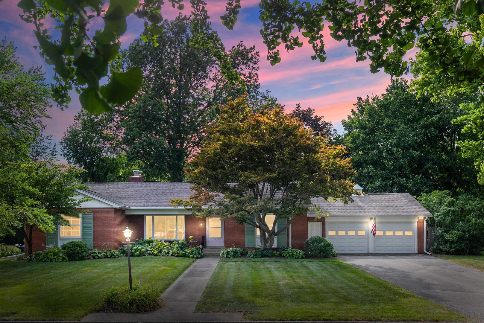 111 S Bellemont Road