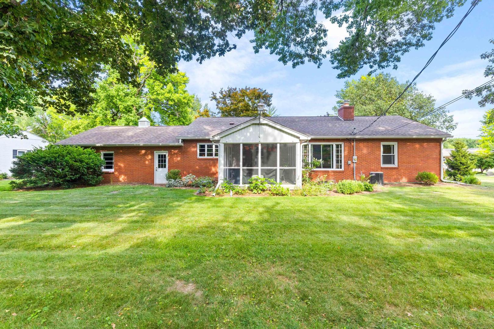 111 S Bellemont Road