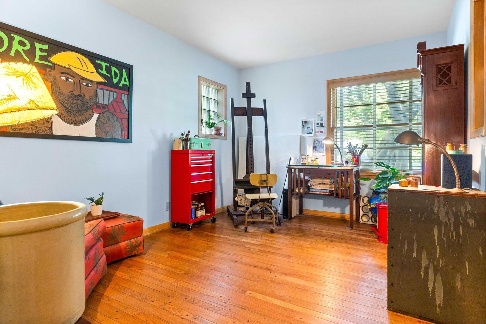 111 S Bellemont Road