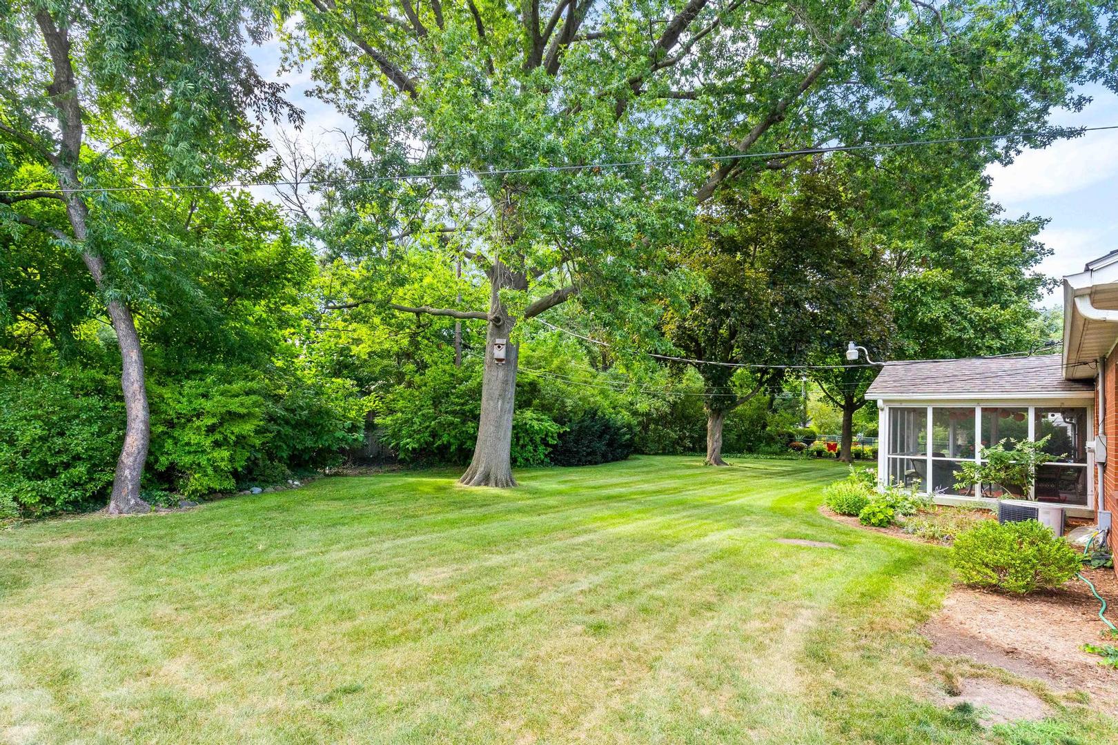 111 S Bellemont Road