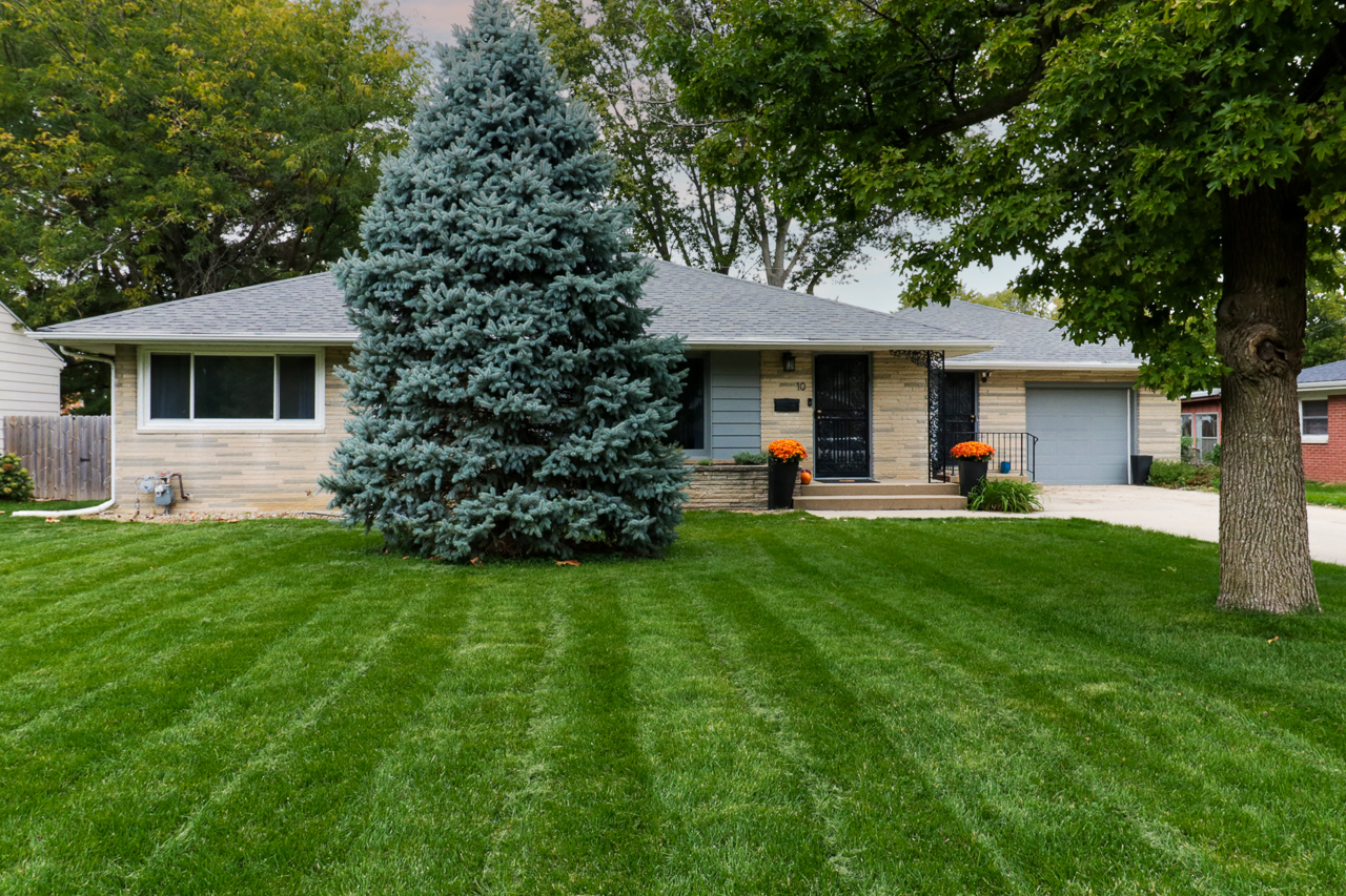 10 Woodruff Drive