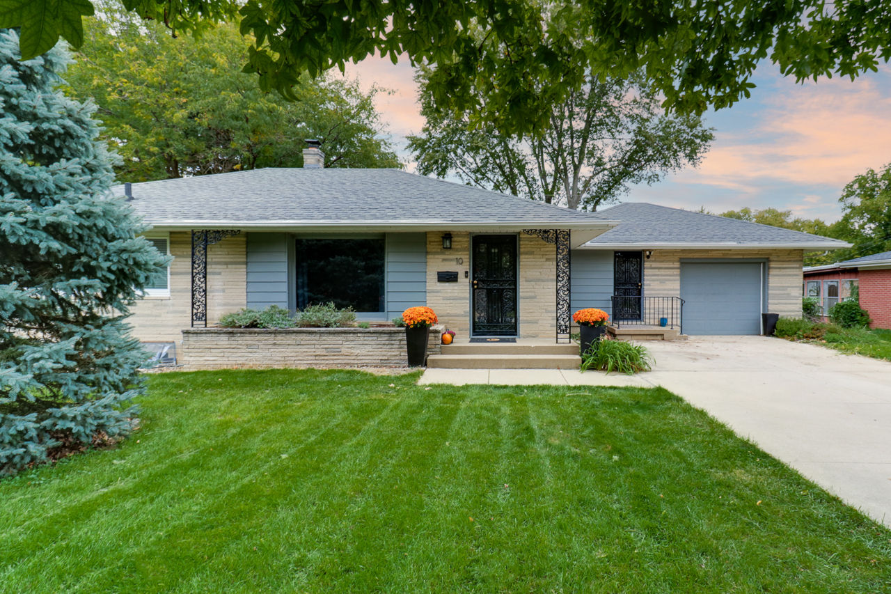 10 Woodruff Drive