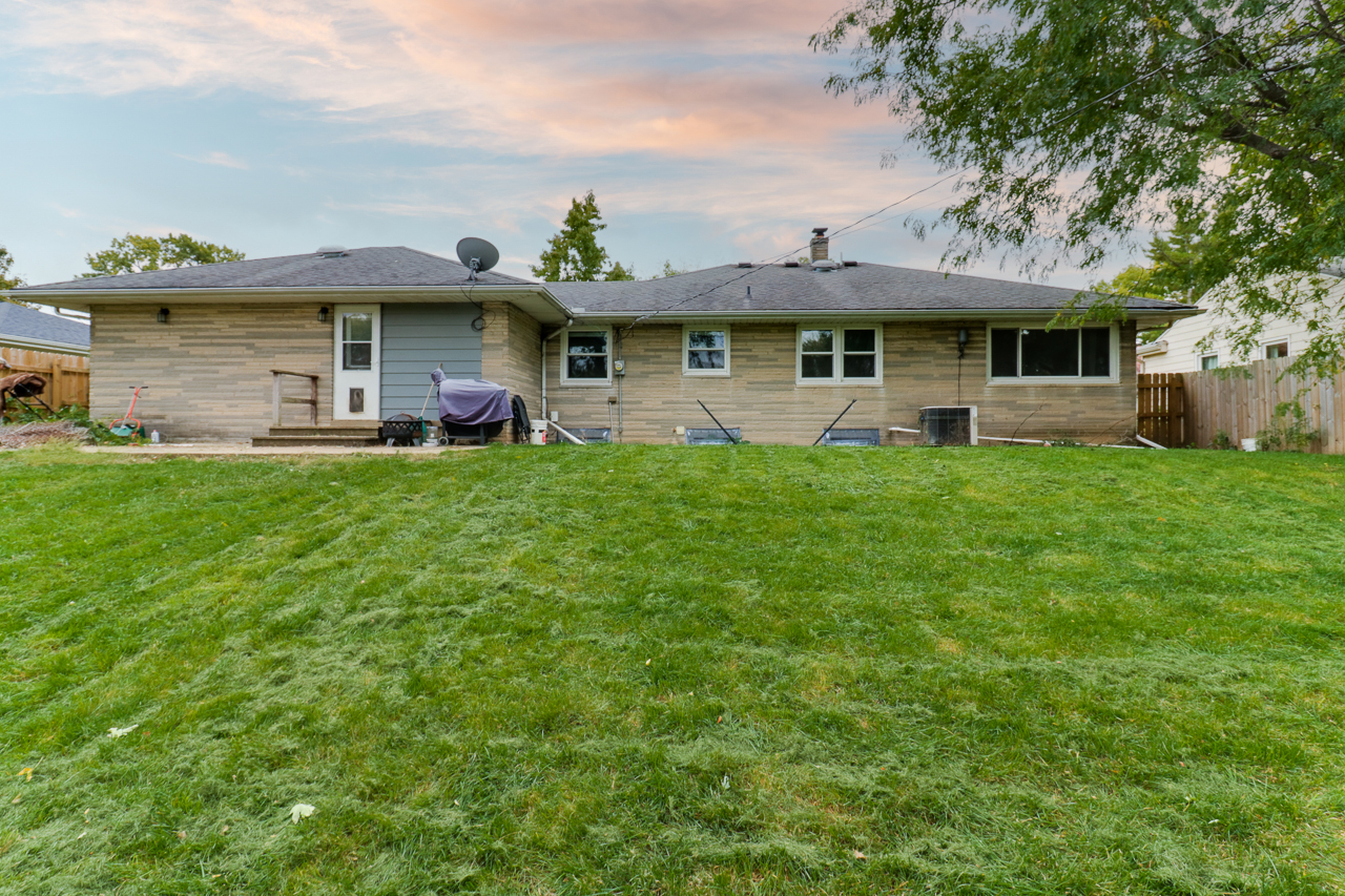 10 Woodruff Drive