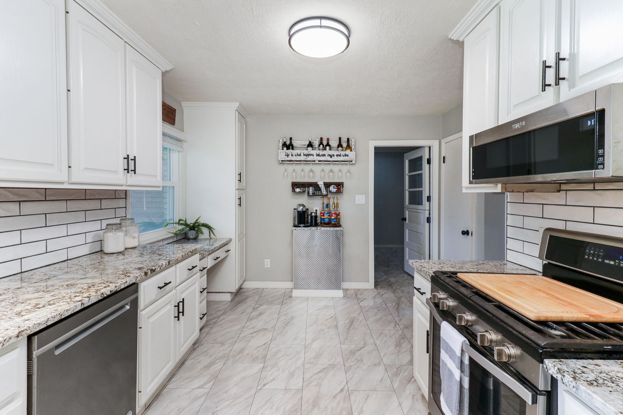 10 Woodruff Drive