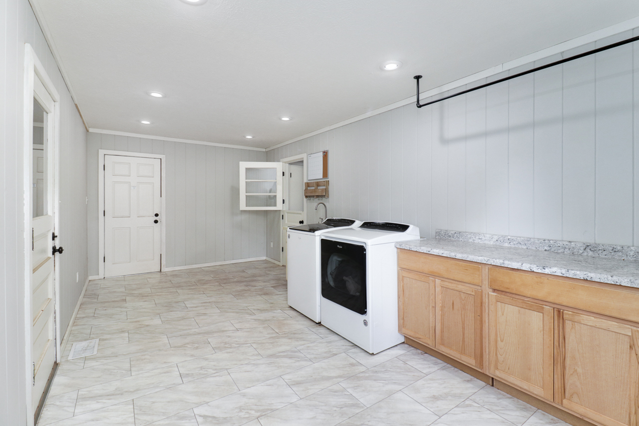 10 Woodruff Drive