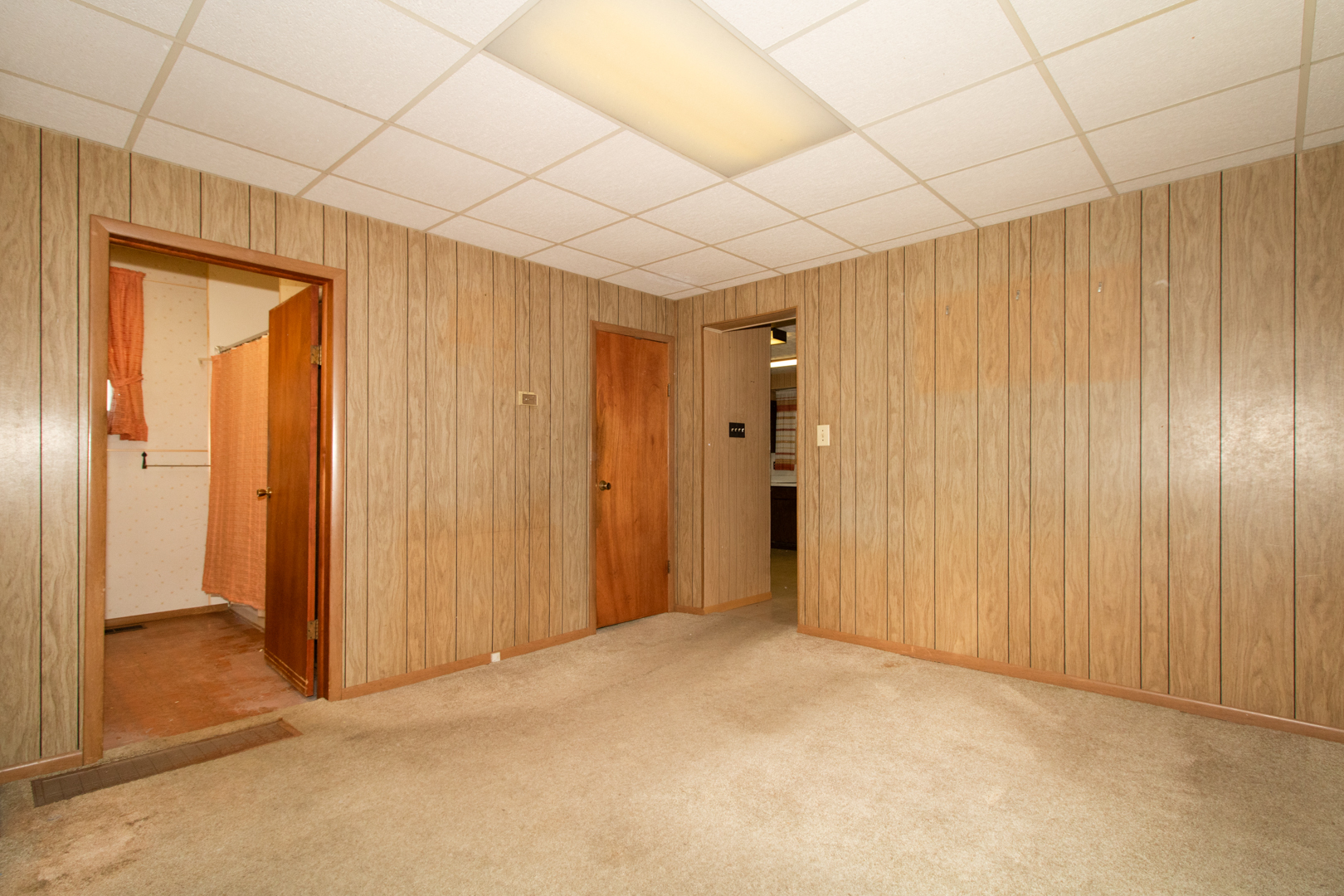 1513 W Locust Street