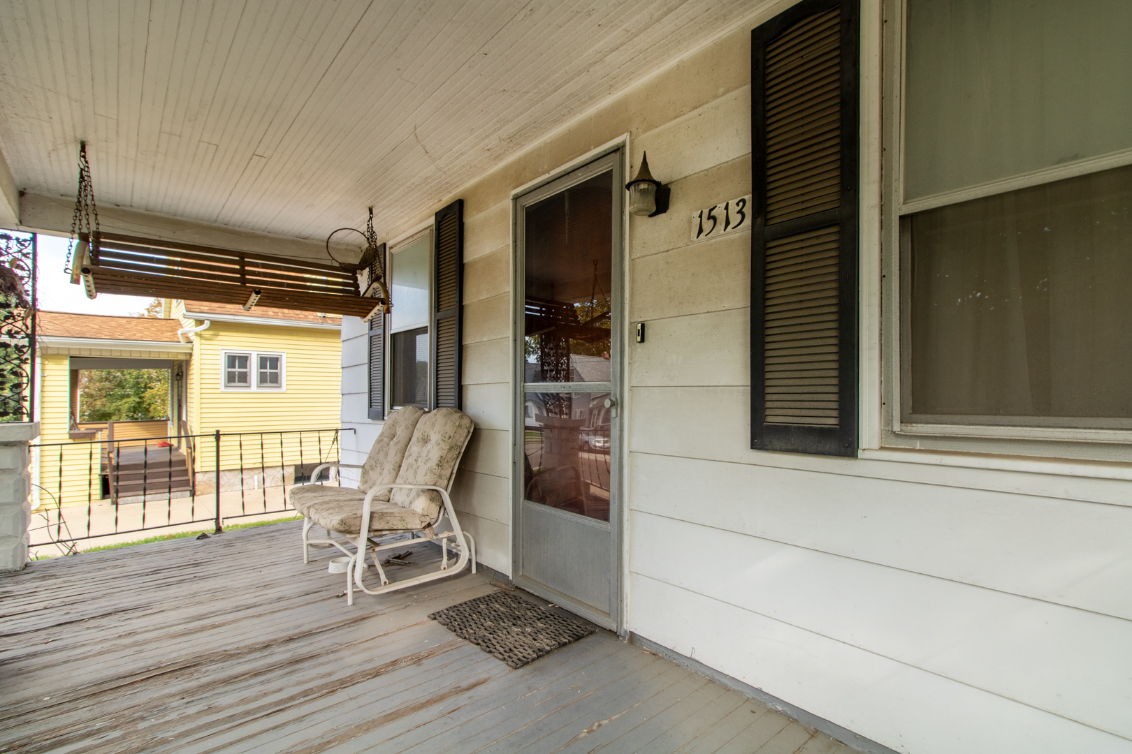 1513 W Locust Street