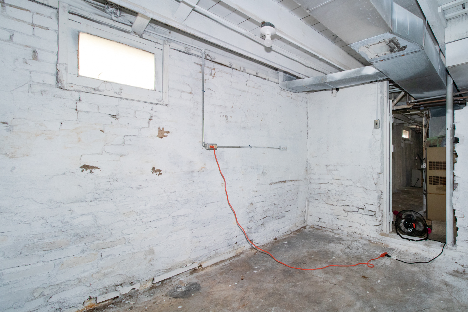 1513 W Locust Street