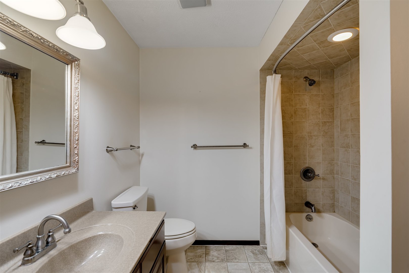 2801 Mockingbird Lane