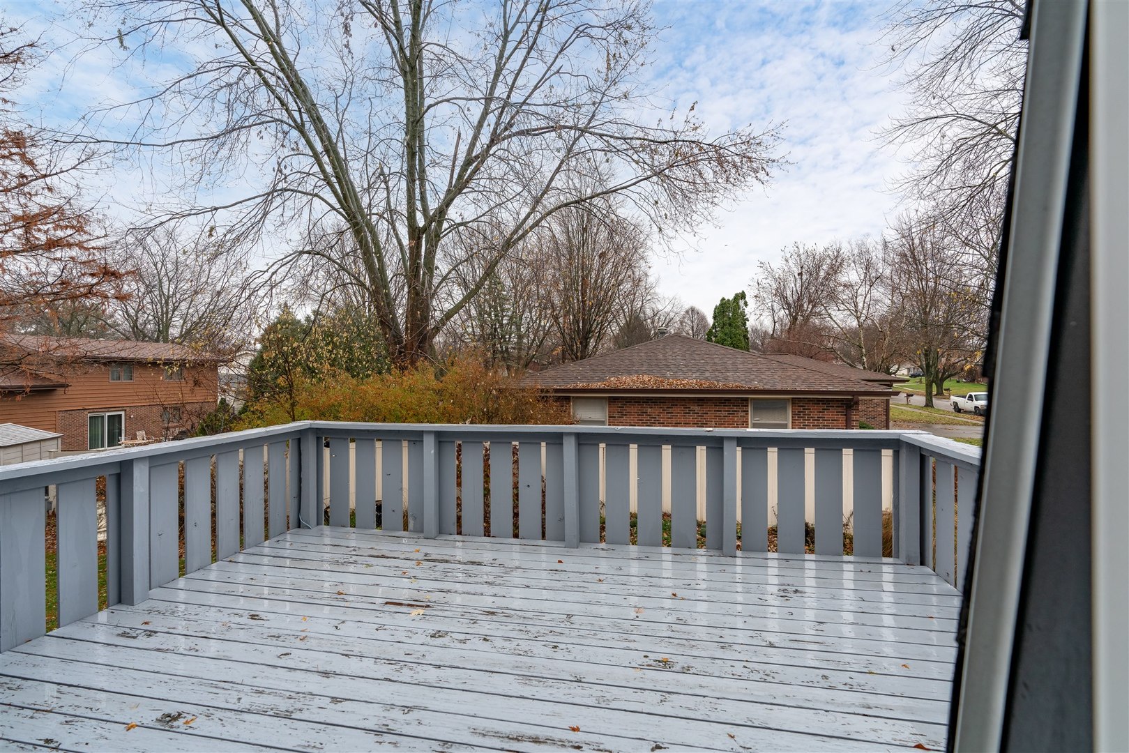 2801 Mockingbird Lane