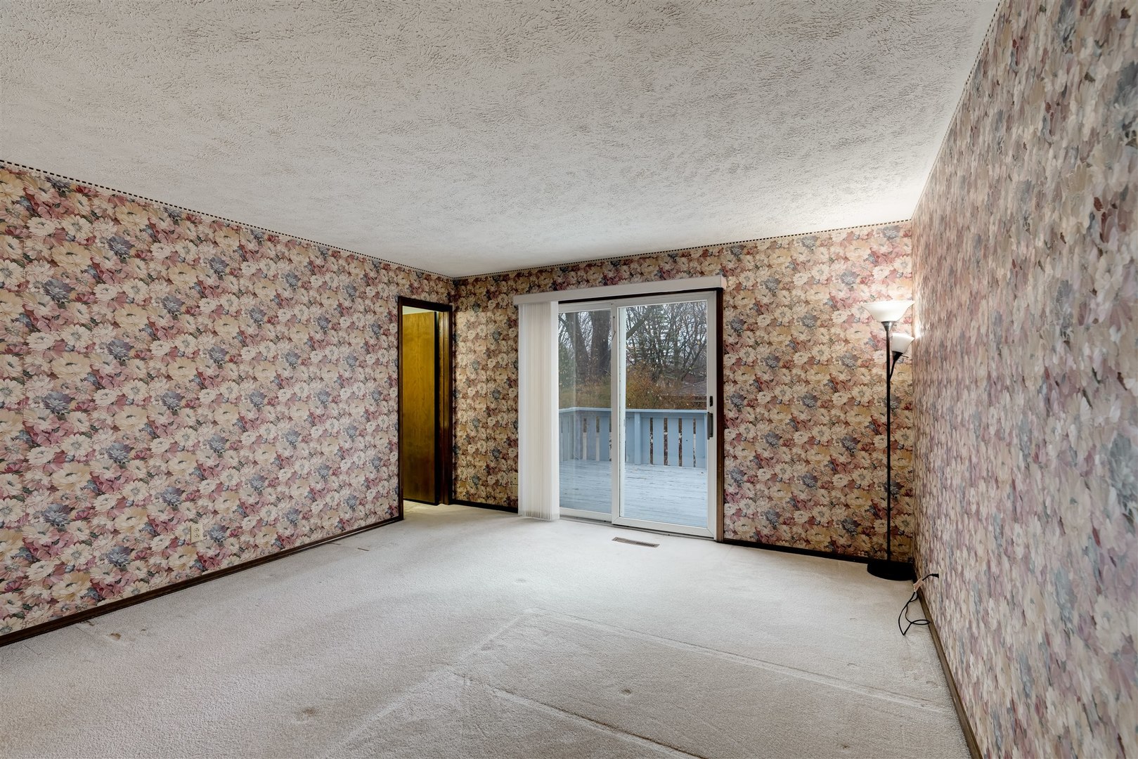 2801 Mockingbird Lane