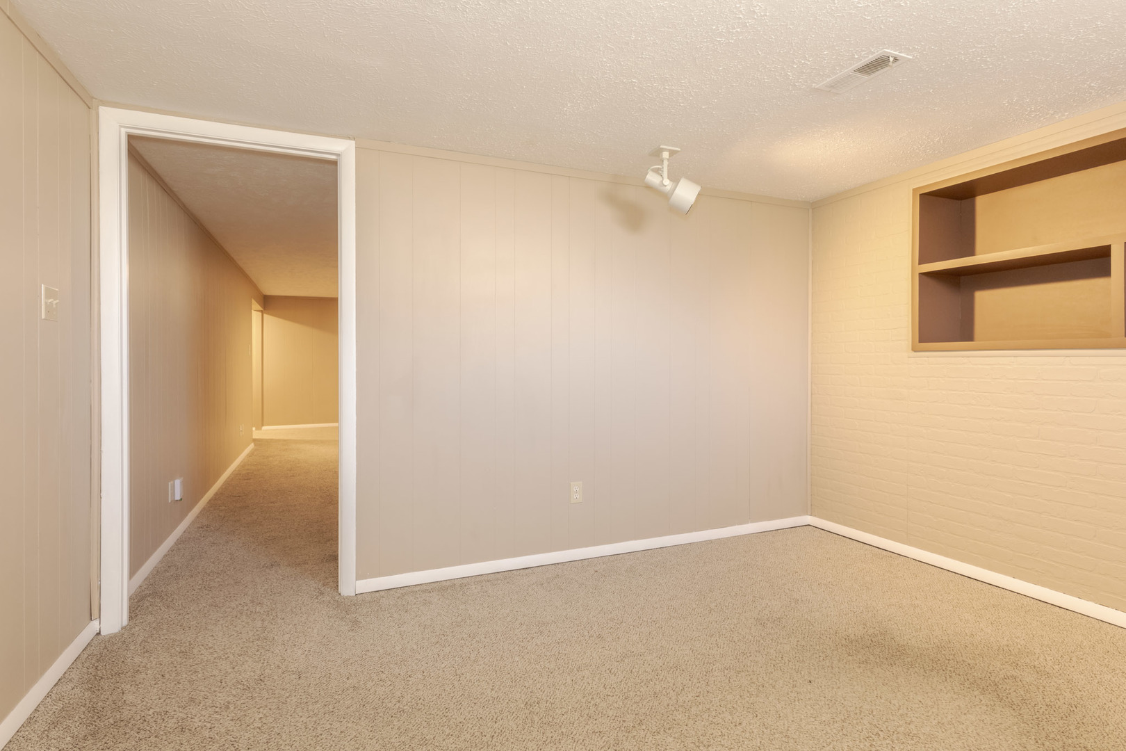 1812 Johnson Drive