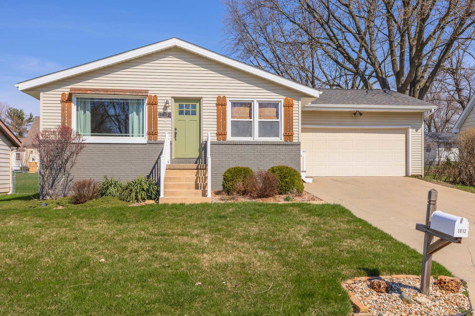 1812 Johnson Drive