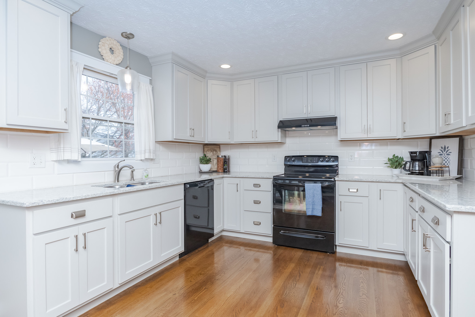 3304 Barrington Road