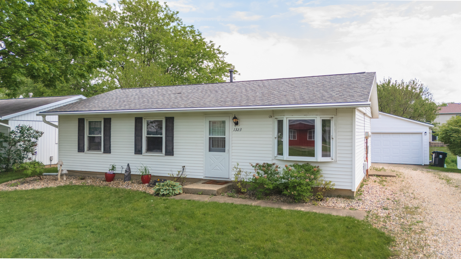 1323 Dillon Drive