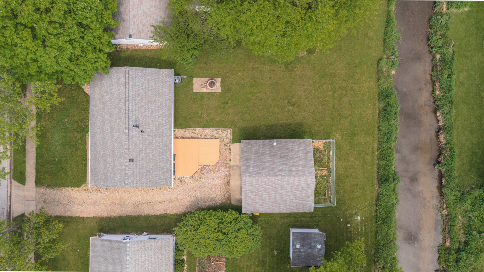 1323 Dillon Drive
