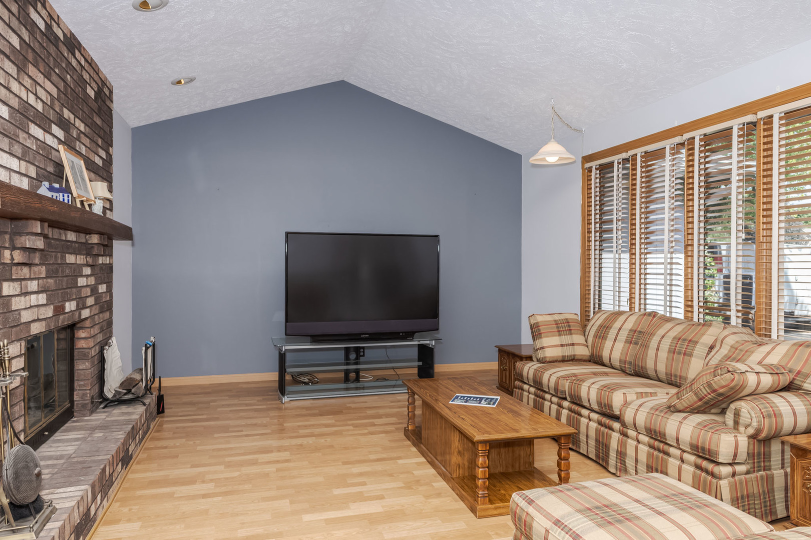 14174 Royal Oaks Drive