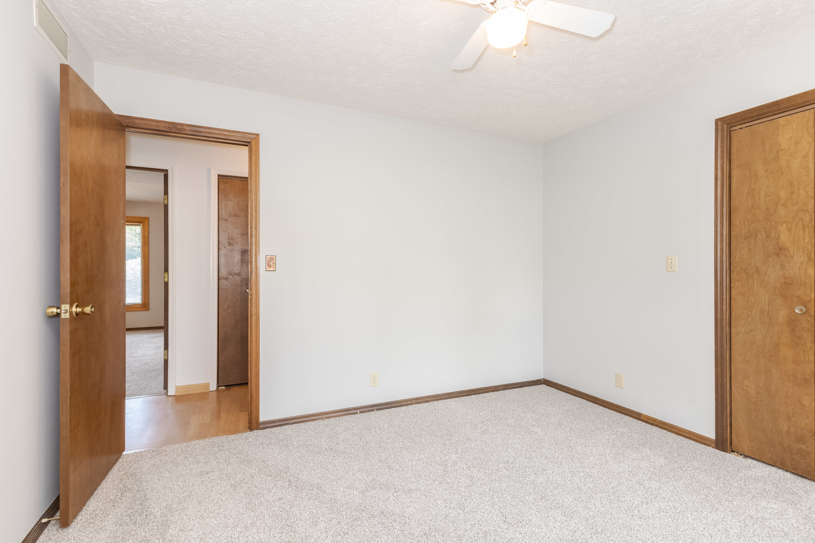 14174 Royal Oaks Drive