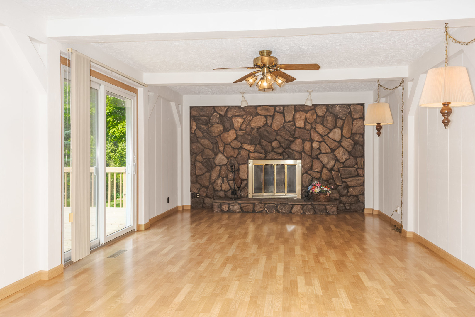14174 Royal Oaks Drive