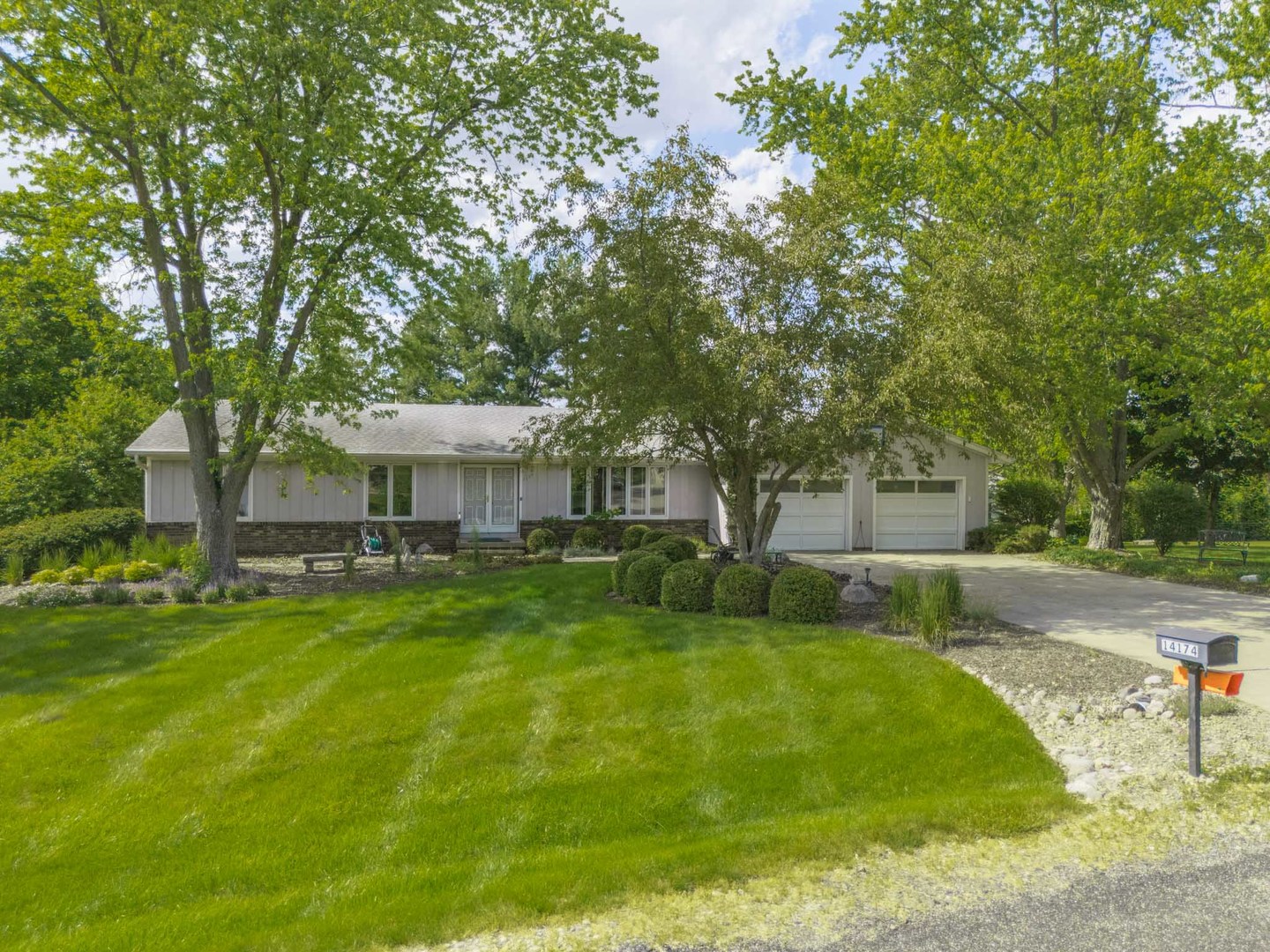 14174 Royal Oaks Drive