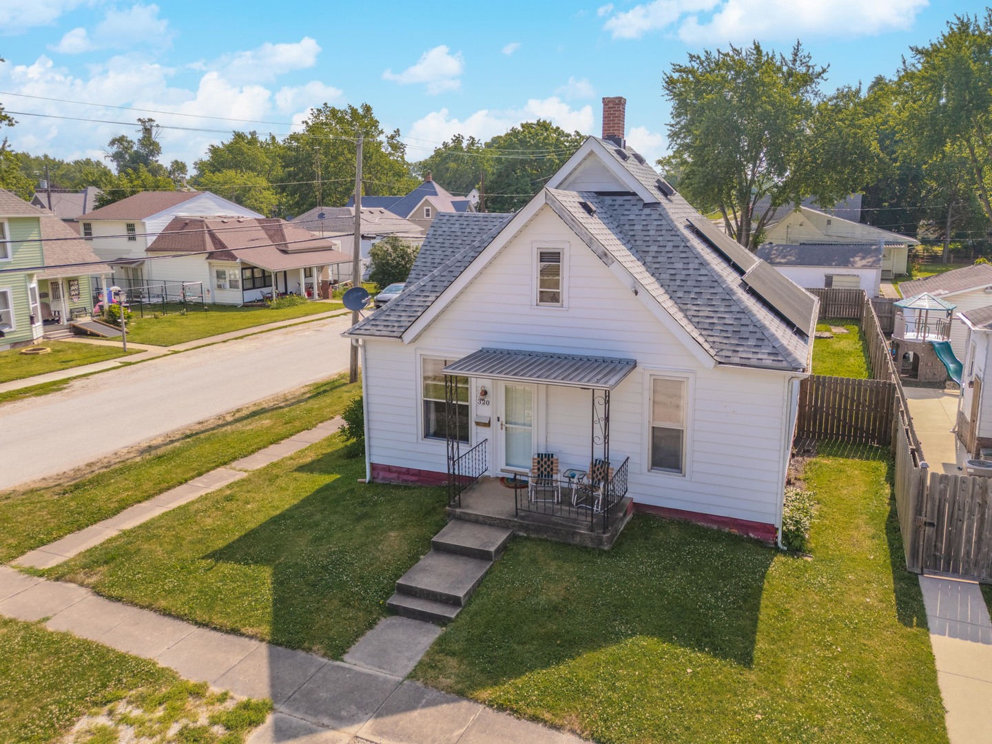 320 N Mulberry Street