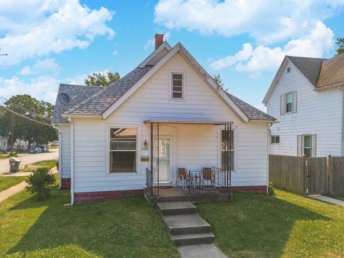 320 N Mulberry Street