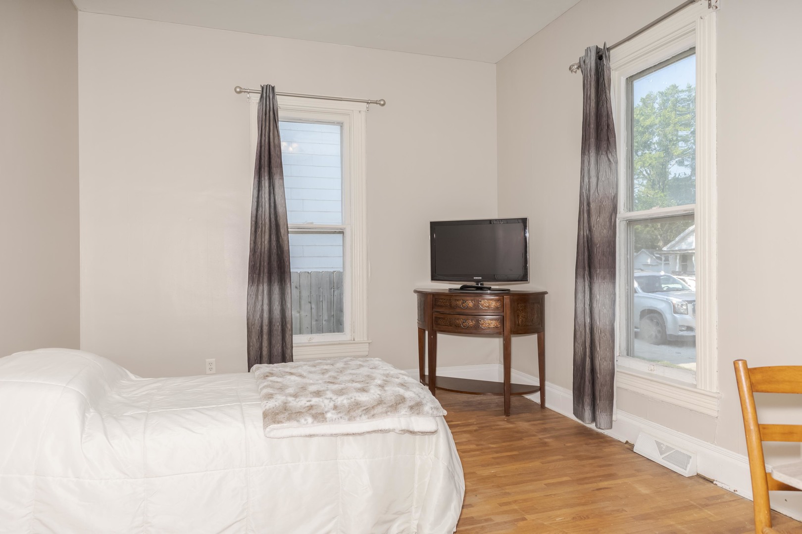 320 N Mulberry Street