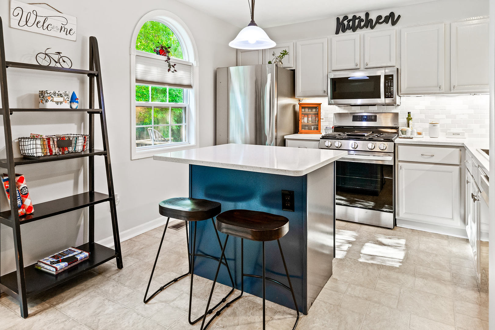 903 N Linden Street Unit: 144