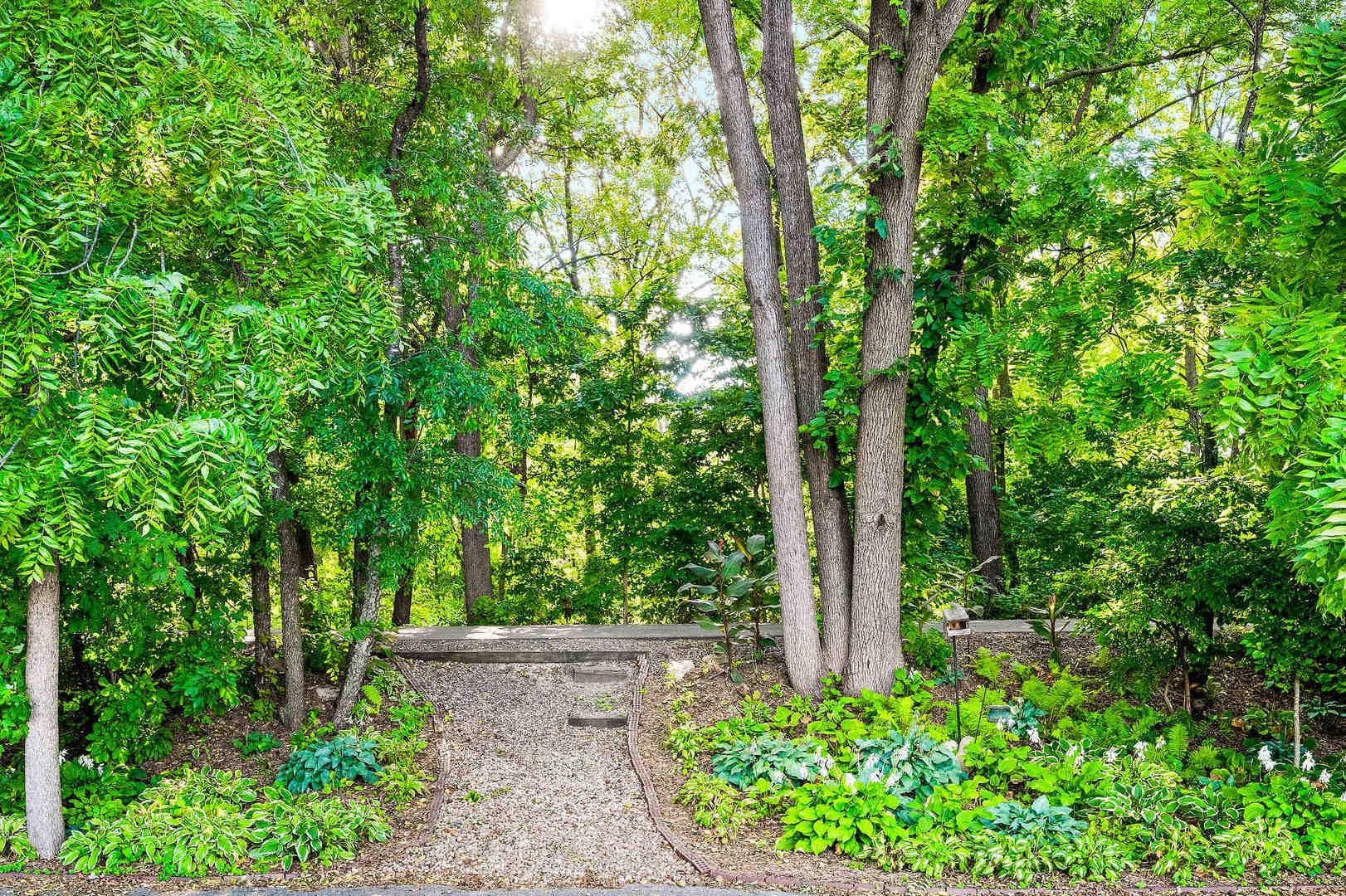 903 N Linden Street Unit: 144