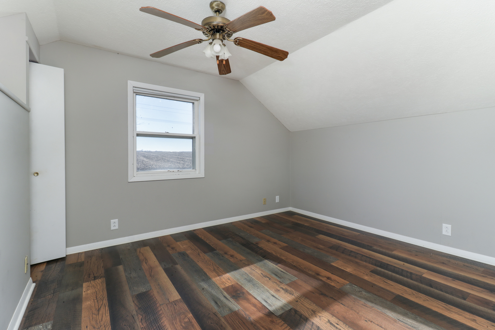 23454 E 1100 North Road