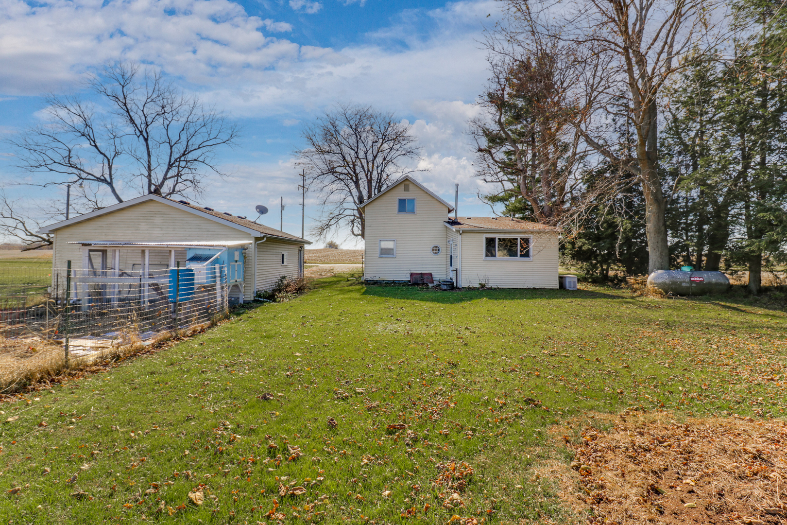 23454 E 1100 North Road