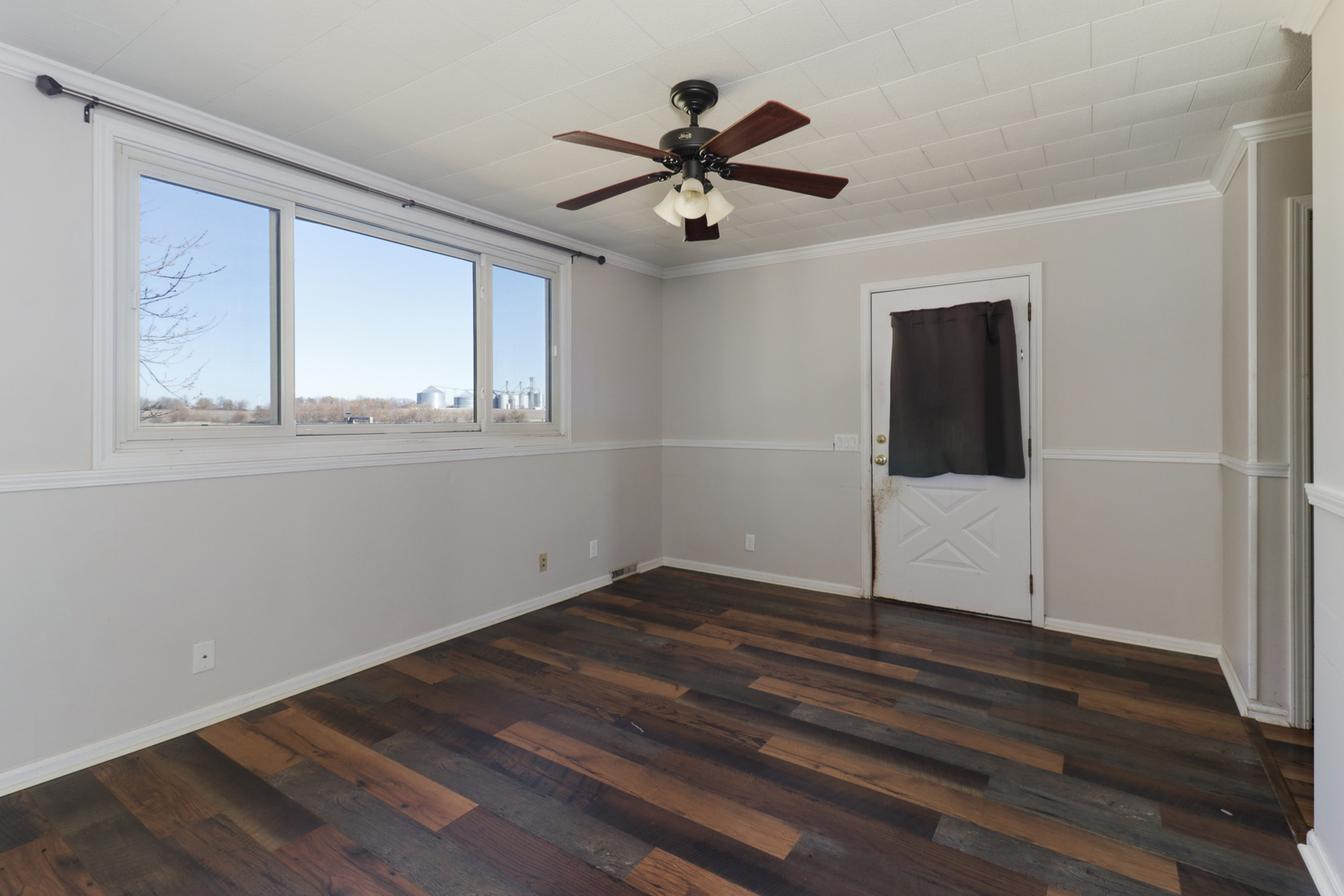 23454 E 1100 North Road