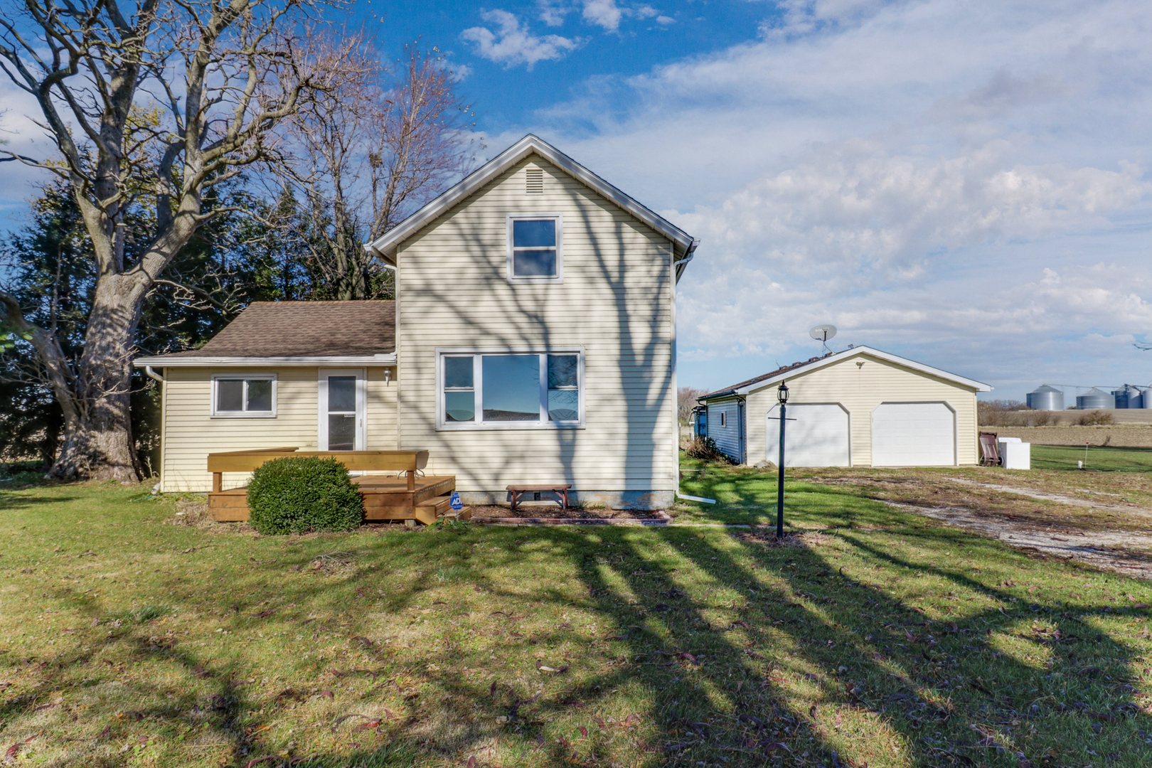 23454 E 1100 North Road