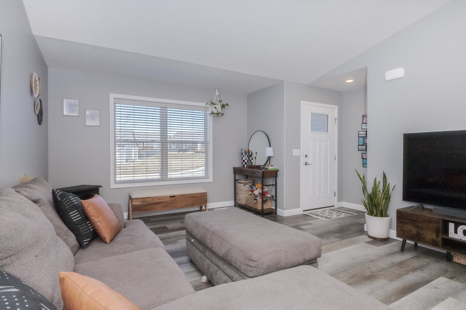 34 Winding Way
