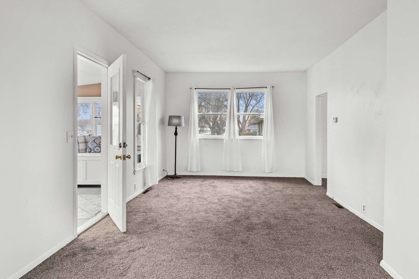 304 W Charles Street