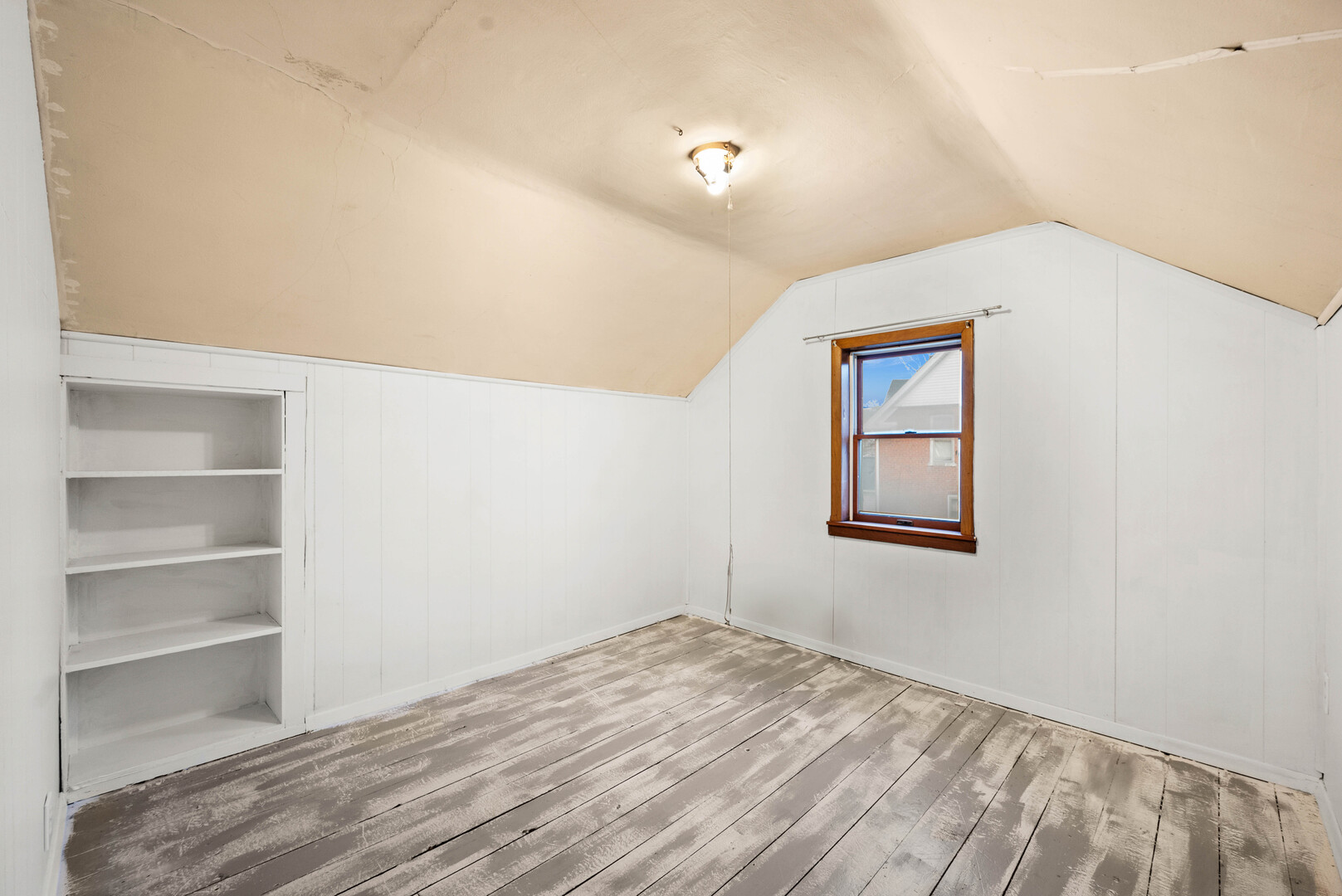 304 W Charles Street