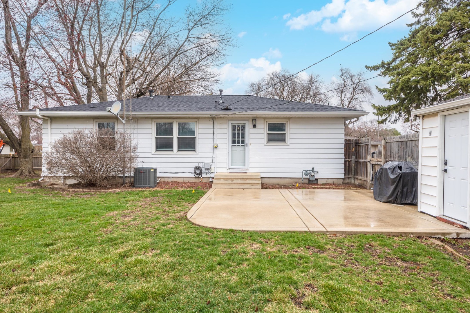 117 Meadowbrook Drive