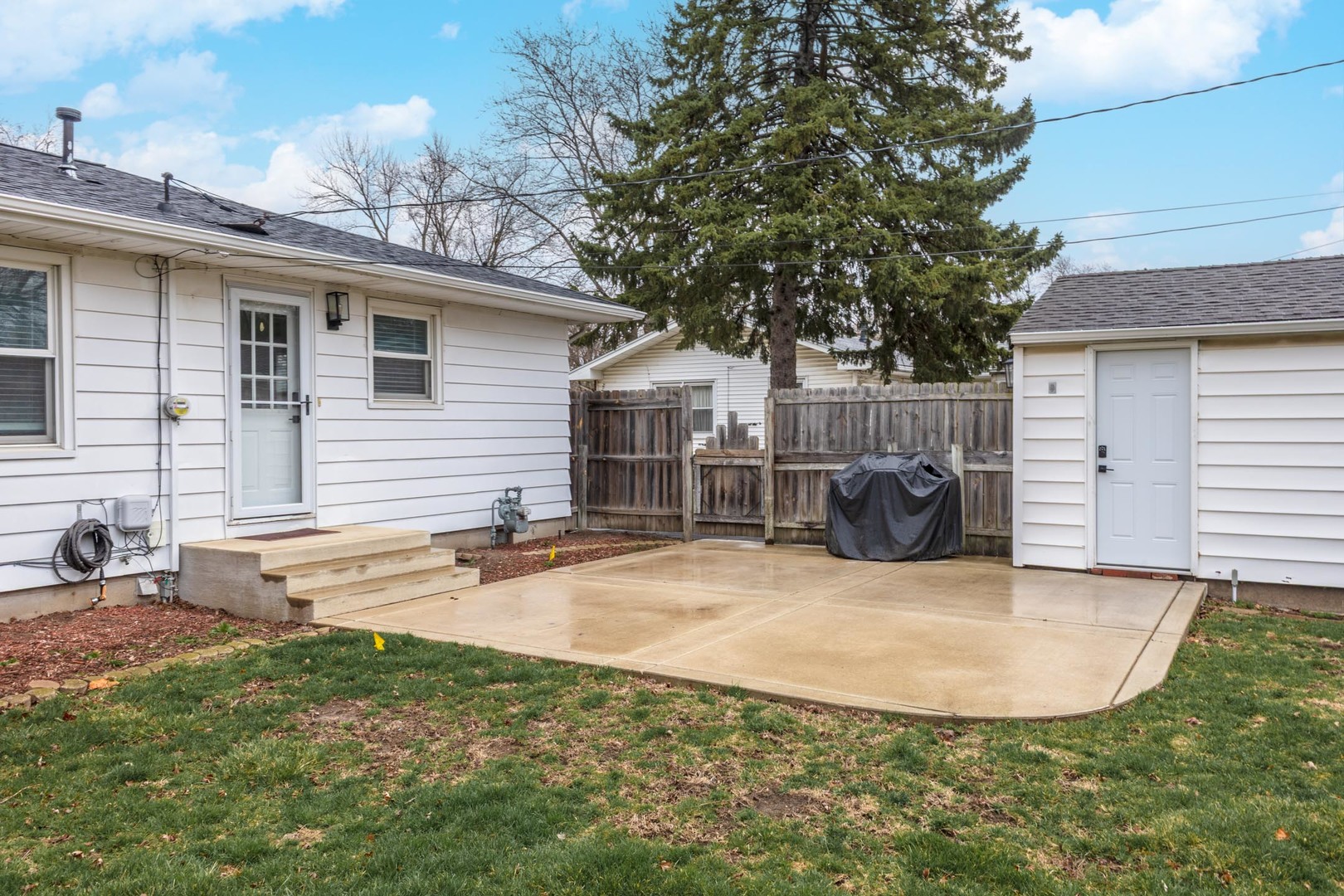 117 Meadowbrook Drive