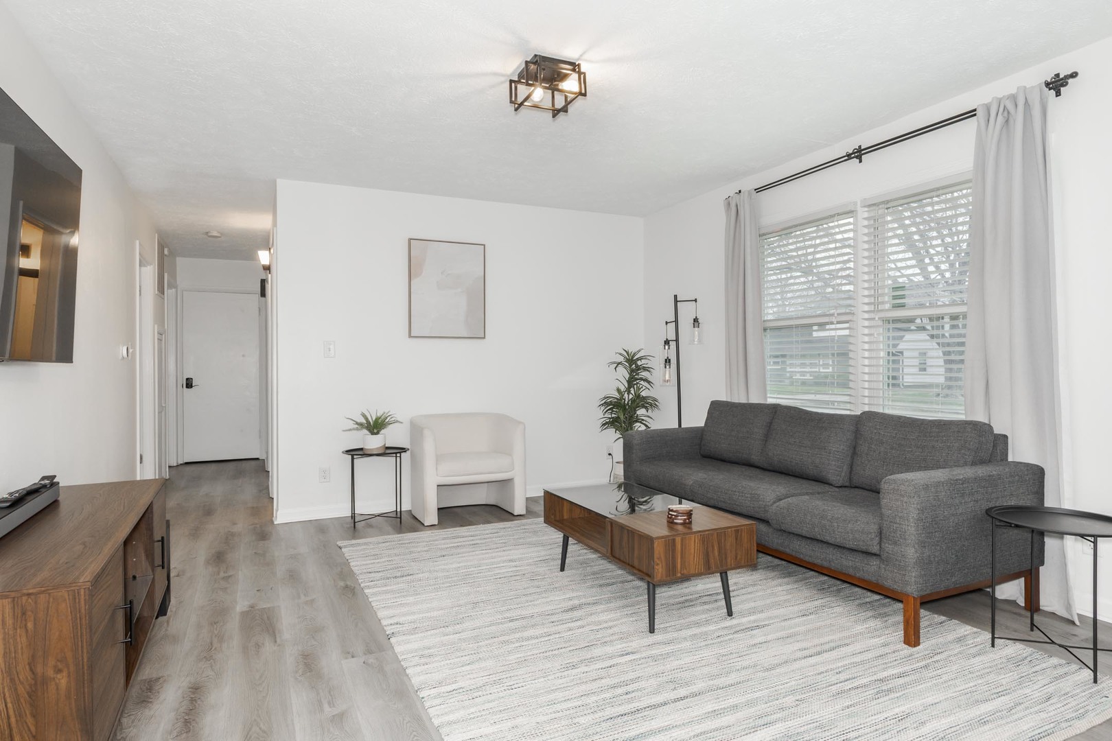 117 Meadowbrook Drive