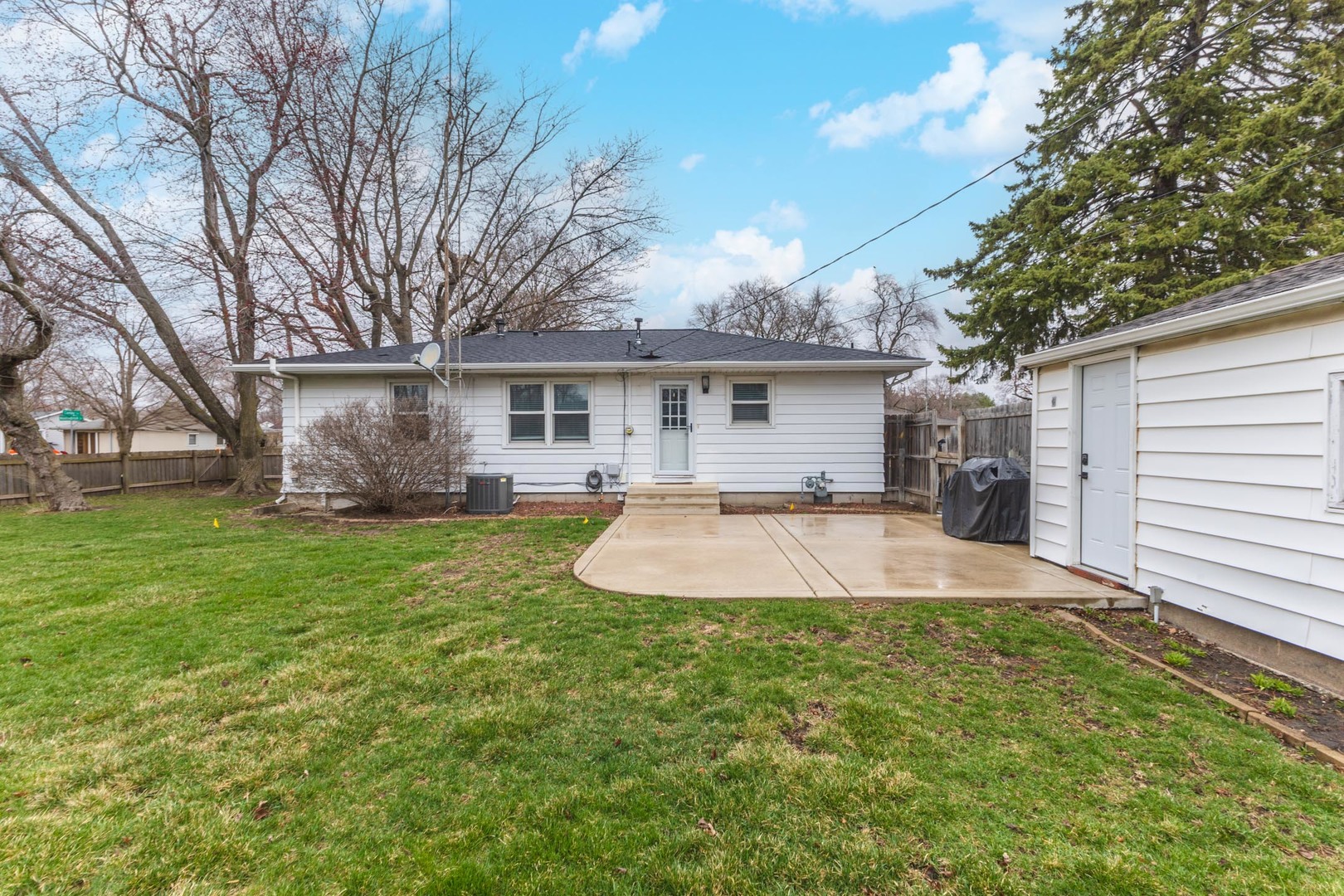 117 Meadowbrook Drive