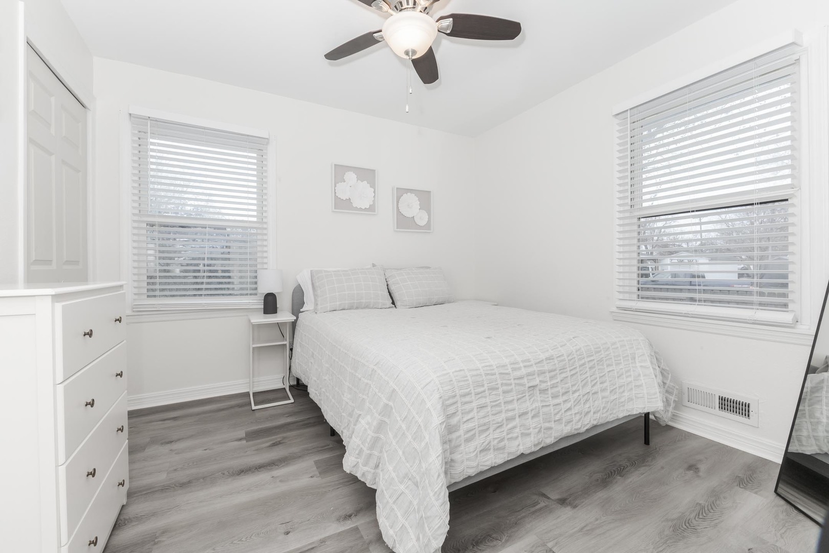117 Meadowbrook Drive
