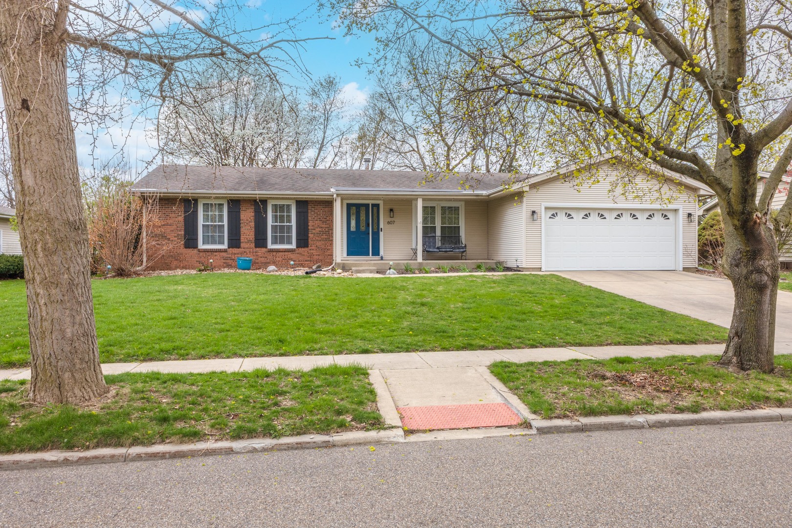 607 Broadmoor Drive