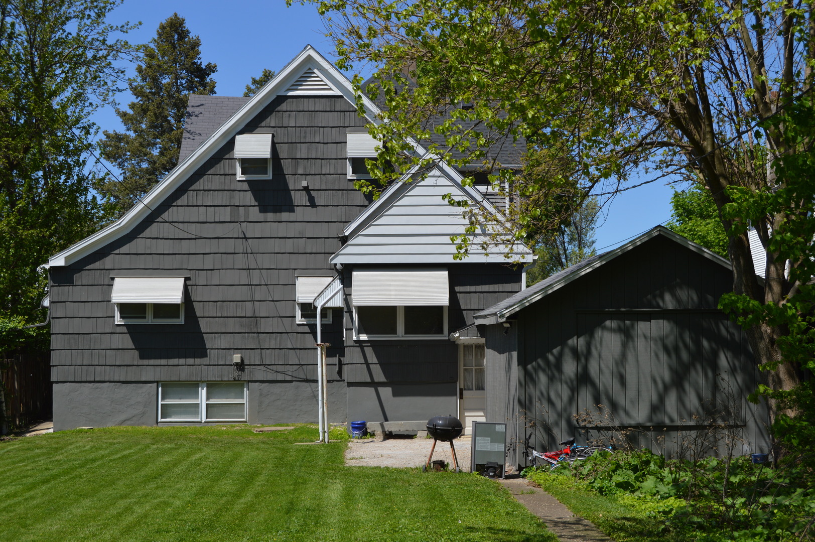 805 E Chestnut Street