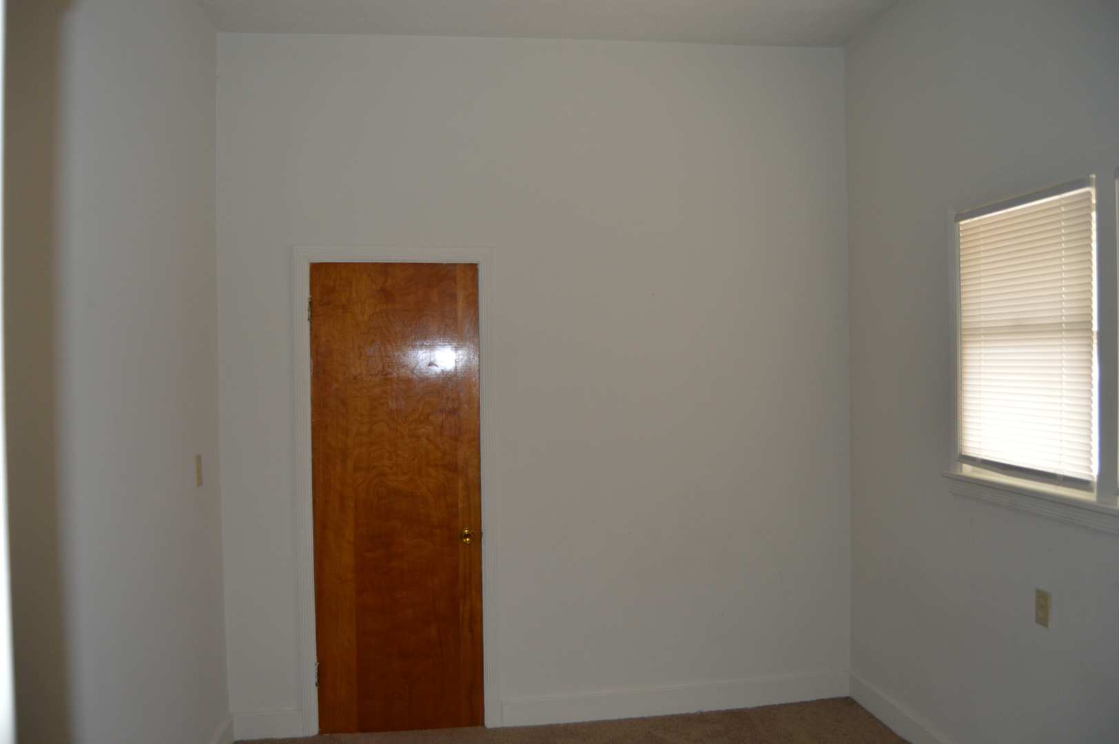 805 E Chestnut Street