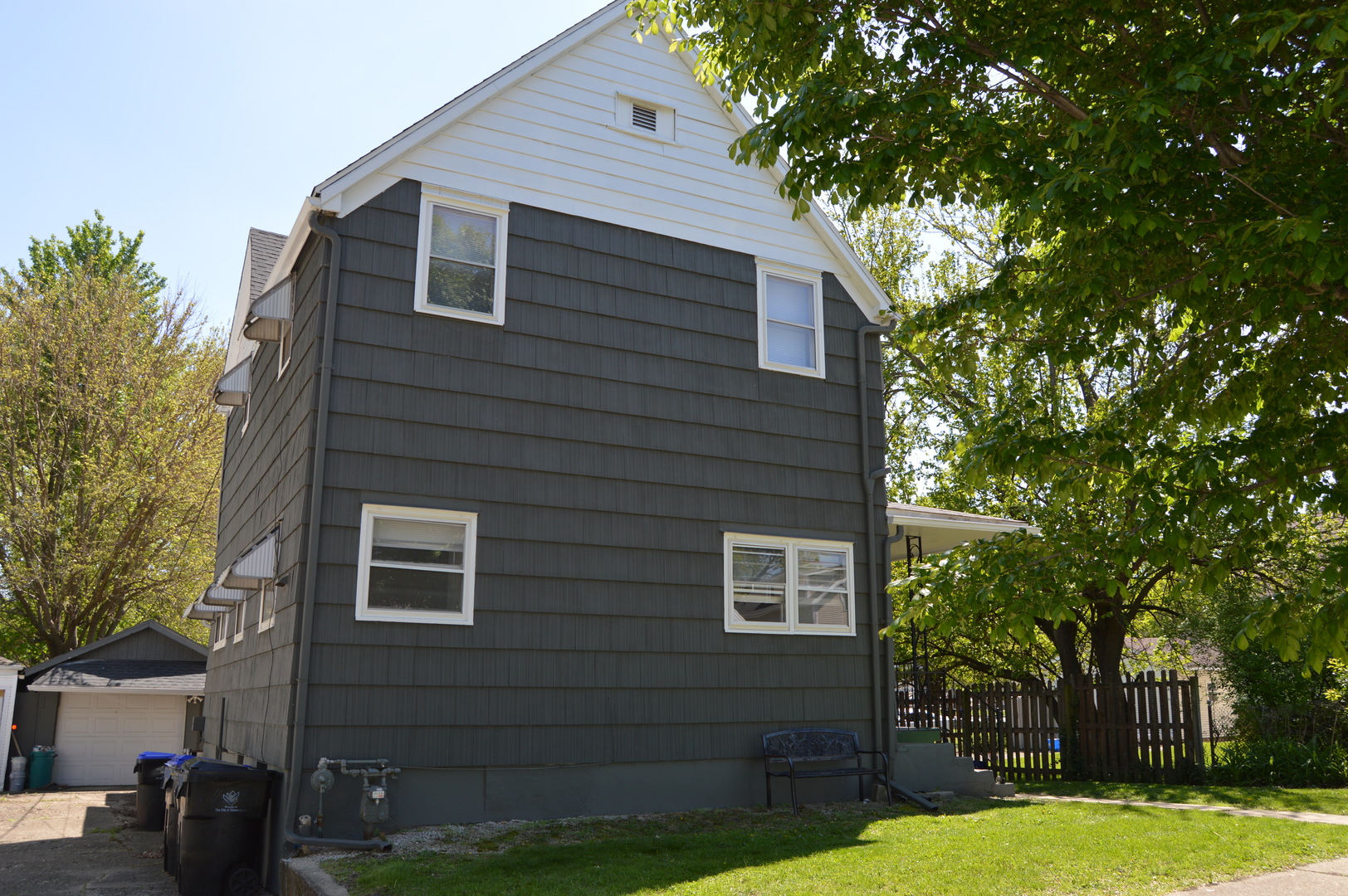 805 E Chestnut Street