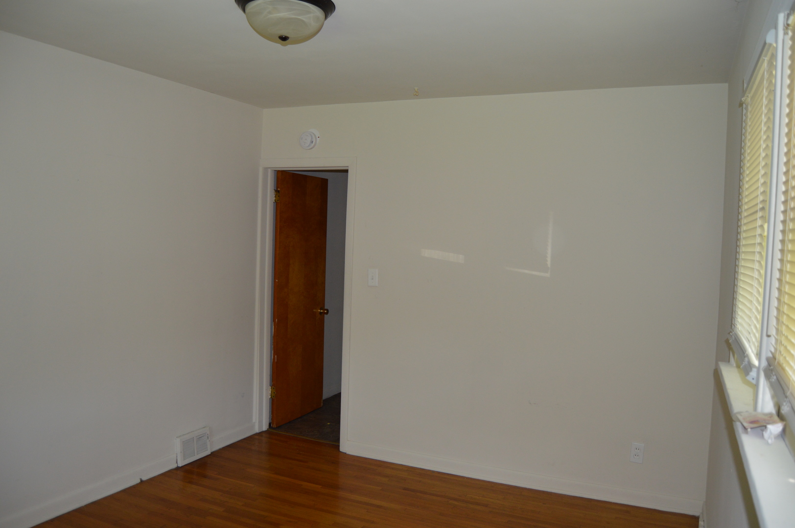 805 E Chestnut Street