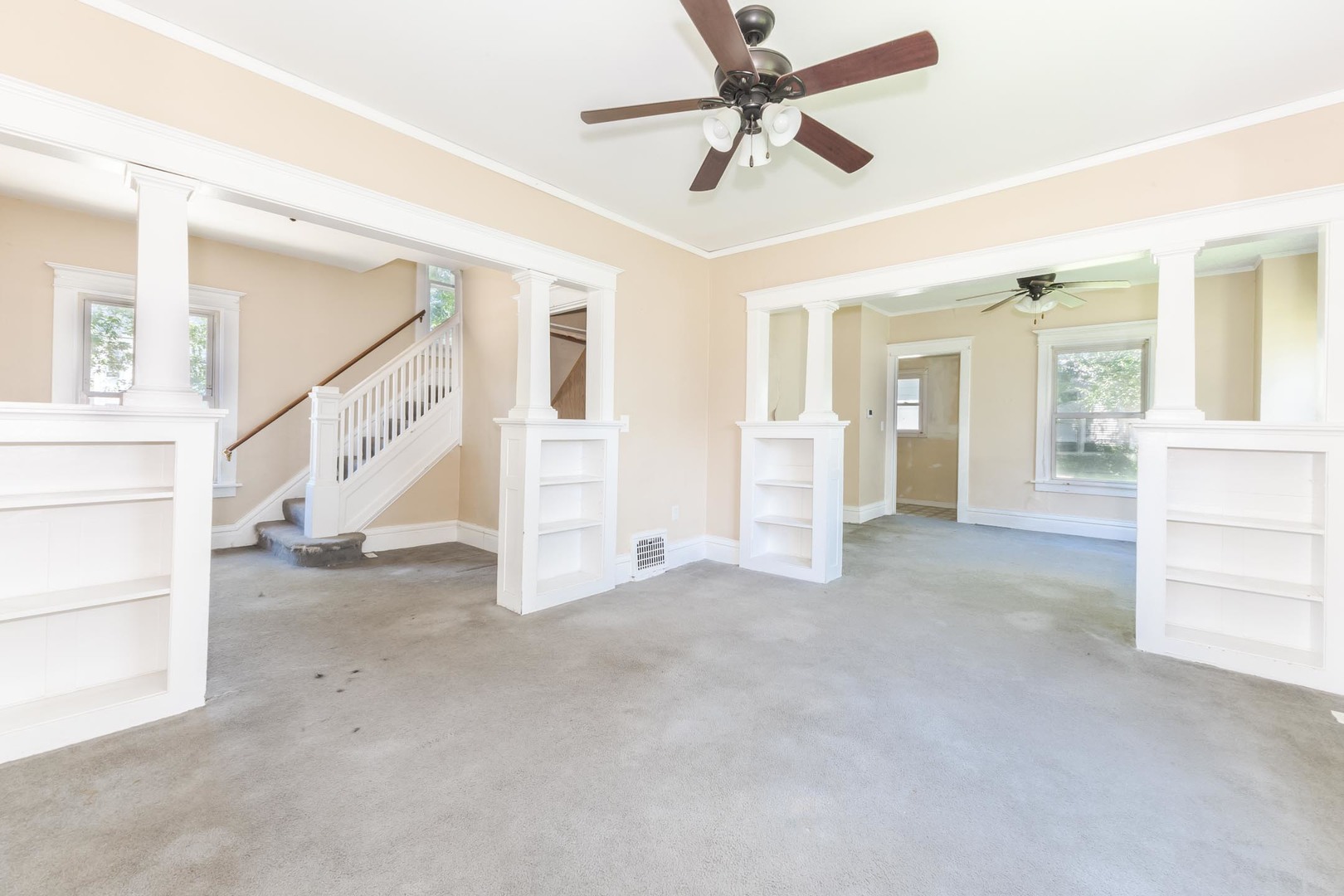 704 E Oakland Avenue